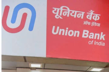 9 நாட்கள்...9 விதமான உடைகள் - சர்ச்சையை கிளப்பிய பிரபல வங்கியின் அறிவிப்பு