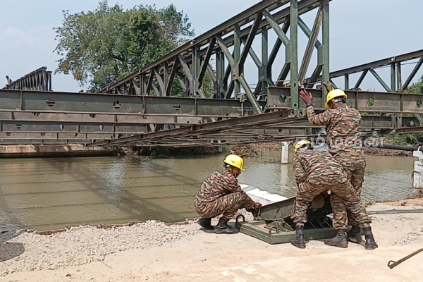 கிளிநொச்சியில் அமைந்துள்ள பிரதான பாலத்தை புனரமைக்கும் பணி முன்னெடுப்பு | Weather In Kilinochchi