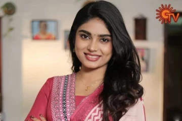 புதிய கார் வாங்கியுள்ள சன் டிவி சீரியல் நடிகை ஜீவிதா... வீடியோவுடன் இதோ
