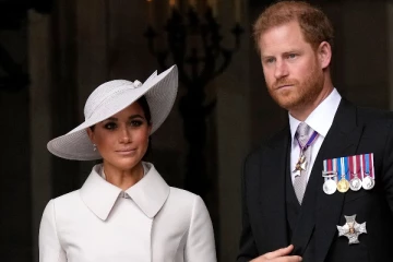 மன்னர் சார்லஸ் முடிசூட்டு விழா: மேகன் பங்கேற்கவில்லை - இளவரசர் ஹாரிக்கு 10வது வரிசையில் இடம்!