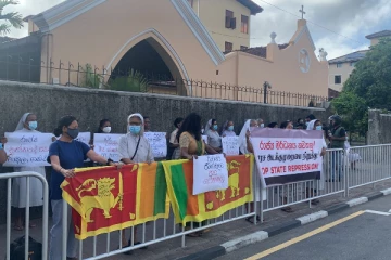 அரச அடக்குமுறையை நிறுத்துமாறு கொழும்பில் போராட்டம்(Video)