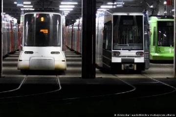 போக்குவரத்து பணியாளர்கள் வேலைநிறுத்தம்: ஸ்தம்பித்த ஜேர்மனி