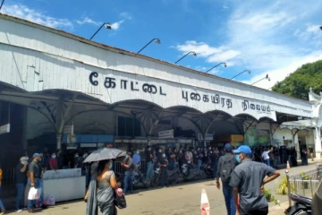 கொழும்பு கோட்டை புகையிரத நிலையத்தை புனரமைக்க திட்டம்