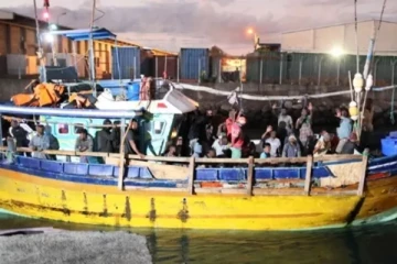 பிரான்ஸின் ஆளுகைக்குட்பட்ட பகுதிக்குள் சட்ட விரோதமாக நுழைந்த இலங்கையர்கள்