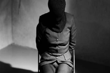 யாழில் நபரொருவரைக் கடத்திச் சென்று கொள்ளை! பரபரப்பை ஏற்படுத்திய சம்பவம்