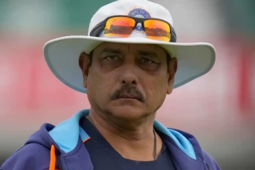 கொரோனா பாதித்த ரவி சாஸ்திரி உடல்நிலை எப்படி இருக்கிறது? வெளியான முக்கிய தகவல்!