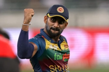 චාමික කරුණාරත්නට තරග තහනම් කරයි..!