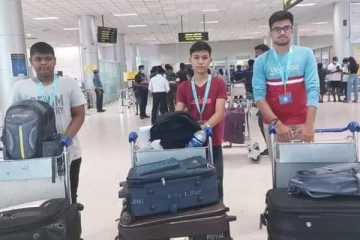 தேசிய கணித போட்டியில் வென்ற வடக்கு கிழக்கு மாணவர்கள் இங்கிலாந்து பயணம் (படம்)
