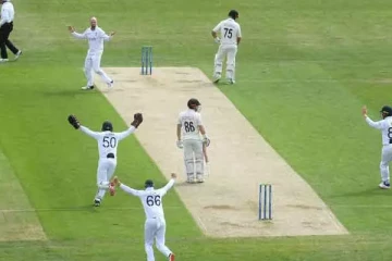 கிரிக்கட்டில் அரிய நிகழ்வு! வேகமாக பரவும் காணொளி! (video)