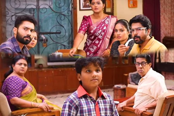 Siragadikka Aasai: கையை நீட்டி ரோகினியை காட்டிக் கொடுத்த க்ரிஷ்... அதிர்ச்சியில் உறைந்த குடும்பம் | Siragadikka Aasai Krish Call Daddy To Manoj Siragadikka Aasai: கையை நீட்டி ரோகினியை காட்டிக் கொடுத்த க்ரிஷ்... அதிர்ச்சியில் உறைந்த குடும்பம் | Siragadikka Aasai Krish Call Daddy To Manoj