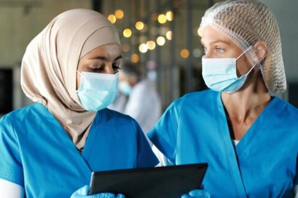 முஸ்லிம் தாதியர்களின் ஆடை குறித்த அமைச்சரின் கூற்று : வெளியான ஆட்சேபம் | Muslim Nurses Uniform Issue