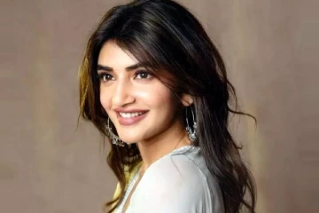 சென்சேஷனல் இளம் நடிகை ஸ்ரீலீலாவின் சொத்து மதிப்பு.. எவ்வளவு தெரியுமா