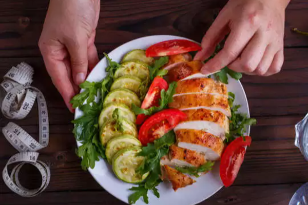 மின்னல் வேகத்தில் இரத்த சர்க்கரை அதிகரிக்குதா? உடனே கட்டுக்குள் வைக்க இதை செய்யுங்க....! | Blood Sugar Levels