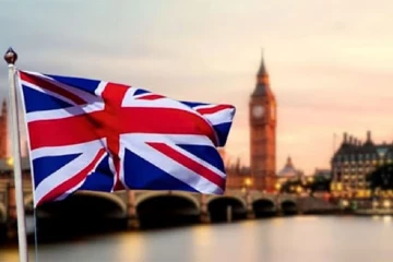 අධ්‍යයන වීසා නිකුත් කිරීම නවතා දැමීමට එක්සත් රාජධානිය තීරණය කරයි