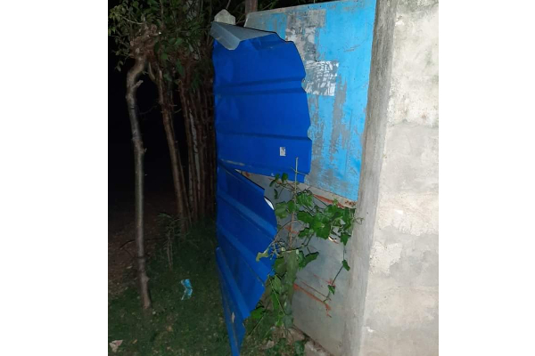 கூட்டமைப்பு உறுப்பினரின் வீடு புகுந்து தாக்குதல்: அங்கஜன் அணி மீது குற்றச்சாட்டு! | Tna Party Member Home Attack Angajan Supporter