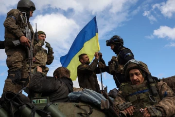 உக்ரைனை விட 3 மடங்கு வீரர்களை வைத்துள்ள ரஷ்யா: போரில் இருதரப்பும் இழந்துள்ள வீரர்களின் எண்ணிக்கை