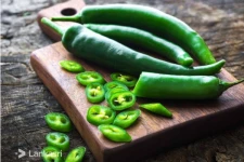 தினமும் ஒரு பச்சை மிளகாய் சாப்பிடுவதால் உடம்பில் என்னலாம் நடக்கும் தெரியுமா?