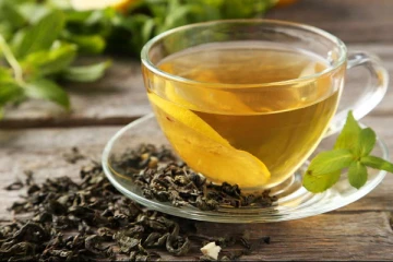 ඔබත් තේ පානය කරනවාද..? උණුසුම් තේ කෝප්පයක සෞඛ්‍ය ප්‍රතිලාභ 5ක් මෙන්න..