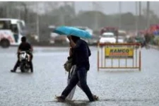 தமிழகத்தின் இந்த 8 மாவட்டங்களில் அதீத கனமழைக்கு வாய்ப்பு