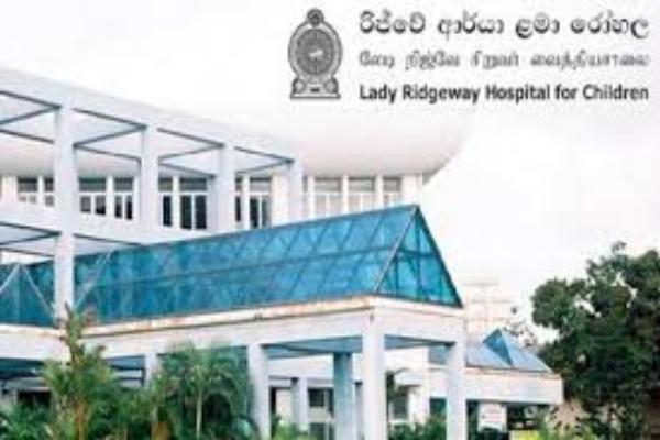 இலங்கையில் உள்ள மூன்று முக்கிய தேசிய மருத்துவமனைகளுக்கு ஏற்பட்ட நிலை | Three National Hospitals Run Without Directors
