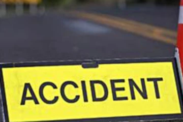 යතුරුපැදියේ ගිය සිසුවෙකු බසයක ගැටී සිදු වූ අනතුර..