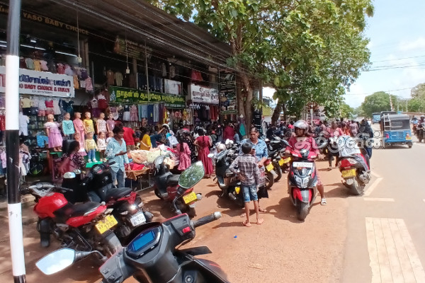 தமிழர் பகுதிகளில் களைகட்டும் தீபாவளி பண்டிக்கை! கொண்டாட்டத்திற்கு ஆயத்தமாகும் மக்கள் | Srilanka Deepavali
