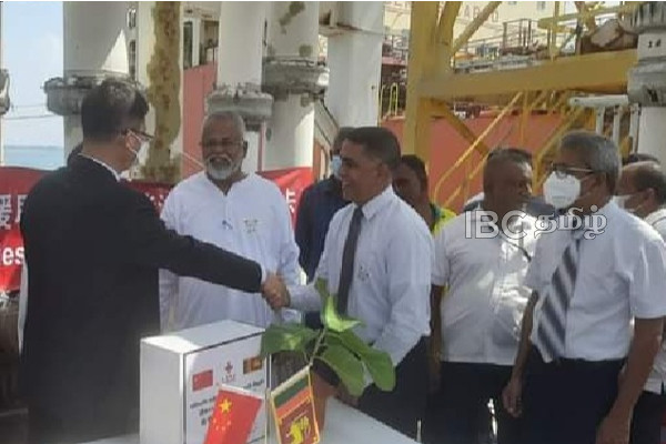 இலங்கைக்கு இலவசமாக கிடைக்க போகும் மண்ணெண்ணை - டக்ளஸ் தேவானந்தா | Sri Lanka China Kerosene Import Donate Douglas