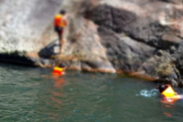 මීමුරේ නාන්න ගිය තරුණයෙකුට සිදුවූ දෙයින් ප්‍රදේශයම කම්පා වෙයි.