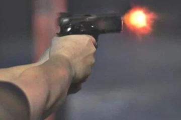 වෙඩි තැබිමකින් පුද්ගලයෙක් තුවාල ලබයි..