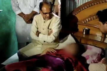 முகத்தில் 118 தையல்; 3 பேர் கொண்ட கும்பலை எதிர்த்து நின்ற வீரப் பெண்மணிக்கு முதல்வர் நேரில் பாராட்டு!