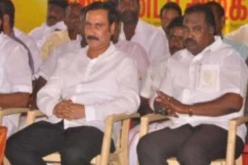 பாமகவில் இருந்து விலகும் முக்கிய நிர்வாகி: கட்சியில் குழப்பமா?