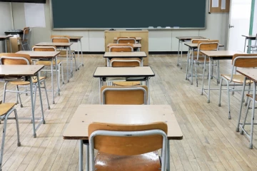 கனடிய பாடசாலைகளில் அறிமுகமாகும் தடை