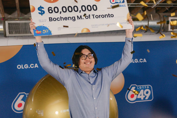 கனடாவில் 60 மில்லியன் டொலர் வென்ற அதிர்ஷ்டசாலி | 60M Lotto Winner From Toronto Was Skeptical