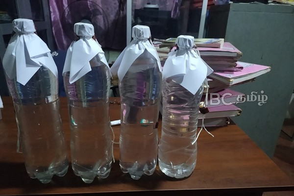 யாழ்ப்பாணத்தில் பெண் உட்பட நால்வர் கைது | Four Persons Were Arrested In Jaffna