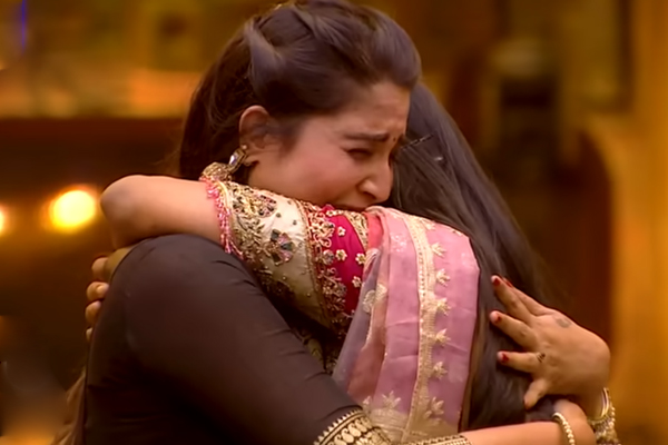 Bigg Boss: பிக்பாஸிலிருந்து அடுத்து வெளியேறியது யார்? அதிருப்தியில் சக போட்டியாளர்கள் | Bigg Boss 9 Kani Evicted