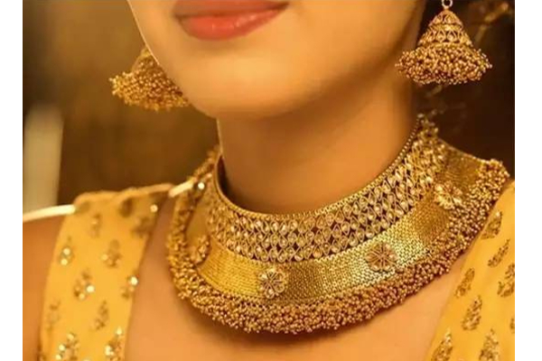 மளமளவென சரிந்த தங்கம் விலை! குஷியில் இல்லத்தரசிகள் | Today Gold Rate Chennai Tamil