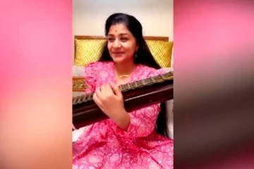 தளபதி ரசிகர்களை இசையால் கட்டி போட்ட பெண் கலைஞர்! வீணையால் இந்த பாடலையும் வாசிக்க முடியுமா?