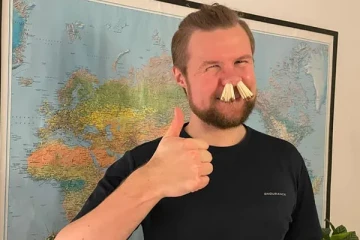 இப்படி எல்லாம் கூட சாதனை படைக்க முடியுமா?