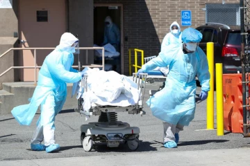 பிரேத பரிசோதனைக் கூடத்தில் உயிருடன் எழுந்த முதியவரால் பரபரப்பு