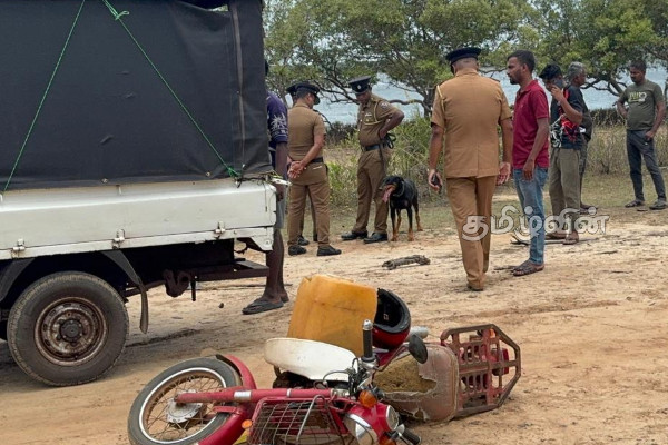கொக்குத்தொடுவாயில் இளைஞன் வெட்டிக்கொலை.. மோப்பநாய் சகிதம் தீவிர தேடுதல் | Kokkuthoduvai Murder Case