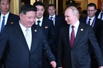 புடினிடம், கிம் ஜாங் உன் சொன்ன ஒற்றை வார்த்தை: உலகிற்கு ராணுவ பலத்தை காட்டிய சீனா!