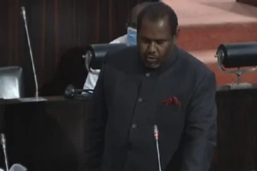 ஆசிரியர்கள் உடன் சம்பள உயர்வை கோரவில்லை! கஜேந்திரகுமார்  எம்.பி