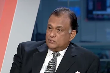 සුළු මොහොතකට පෙර හිටපු අමාත්‍ය රෝහිත බෝගොල්ලාගමත් අත්අඩංගුවට