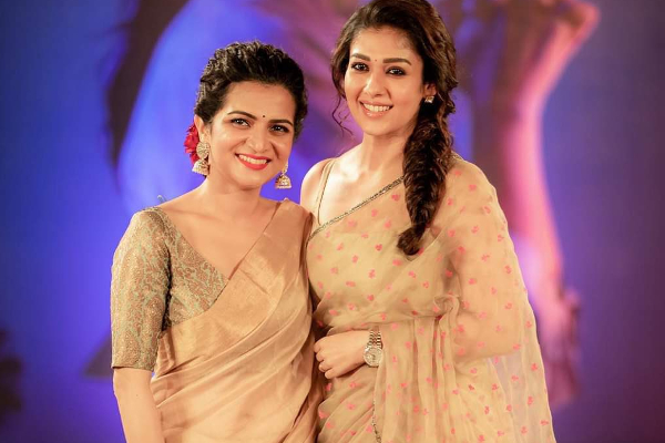 விவாகரத்தாகி 6 வருடங்களுக்கு பின் இரண்டாம் திருமணம்!! தொகுப்பாளினி டிடி திடீர் முடிவு.. | Dd Dhivyadharshini Second Marriage Rumour News விவாகரத்தாகி 6 வருடங்களுக்கு பின் இரண்டாம் திருமணம்!! தொகுப்பாளினி டிடி திடீர் முடிவு.. | Dd Dhivyadharshini Second Marriage Rumour News