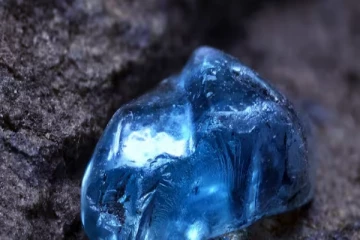 பூமியின் மிக பழமையான கல்! ஆனால் வைரமில்லை-இப்போது எங்கு கிடைக்கும்?