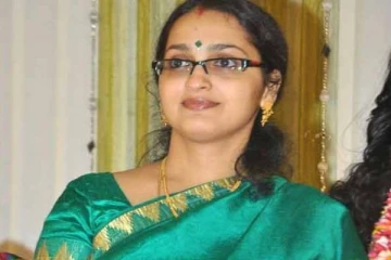 நடிகை சங்கீதா தற்போது எப்படி இருக்கிறார் தெரியுமா? கணவருடன் வெளியான அரிய புகைப்படம்!