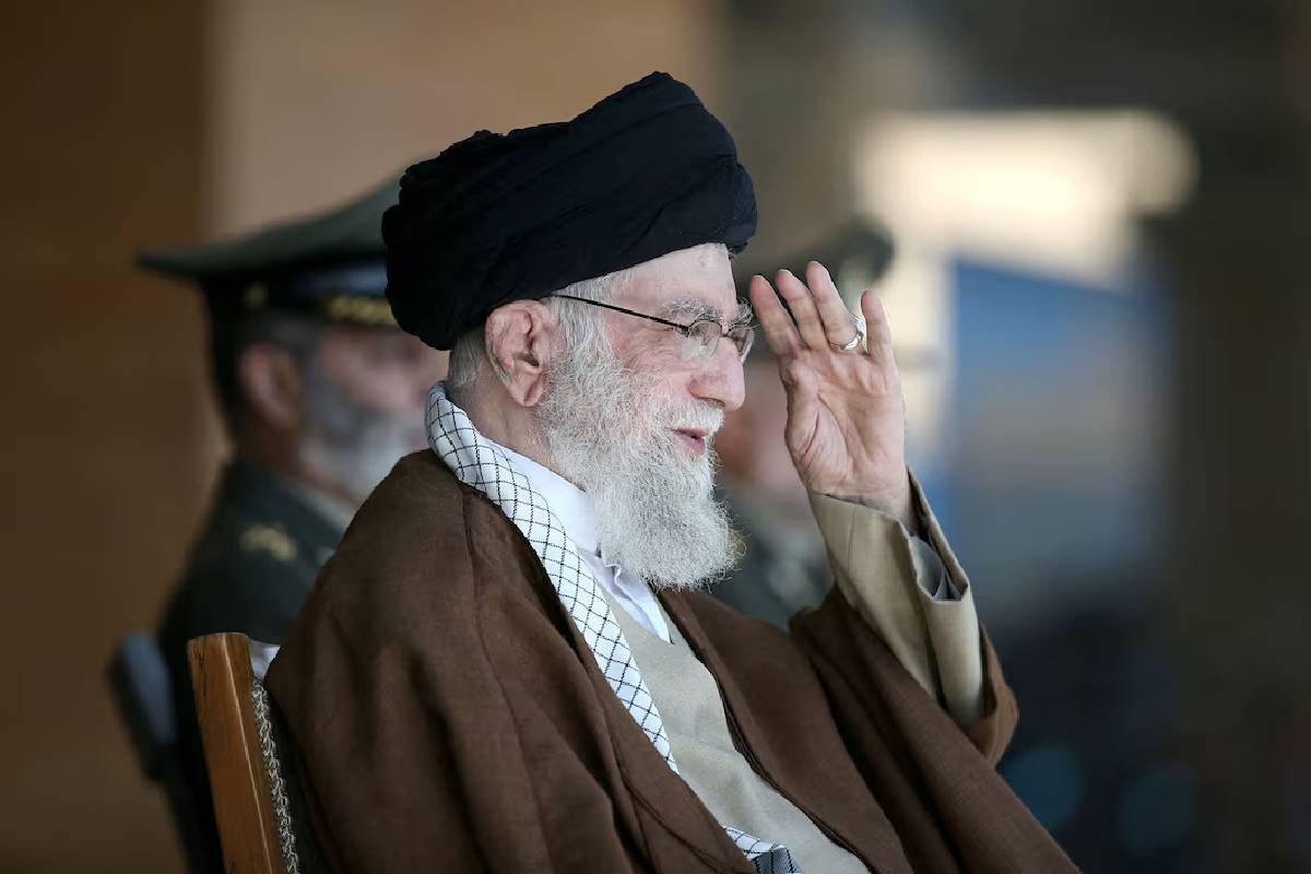 அயதுல்லா அலி கமெனியின் நல்லடக்கம் தொடர்பில் வெளியான தகவல் | Khamenei To Be Buried In Holy City Of Mashhad
