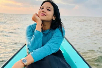 மடியில் அமர வைத்து அரங்கேறிய கொடுமை! சிம்புவை காதலிக்கும் பிரபல நடிகையின் குமுறல்