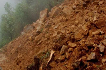 ஐந்து மாவட்டங்களுக்கு விடுக்கப்பட்டுள்ள மண்சரிவு அபாய எச்சரிக்கை