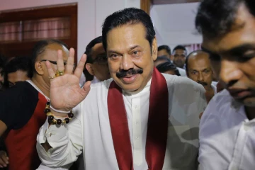 மகிந்த பதவி விலகியது தவறு..! சாகர பகிரங்கம்